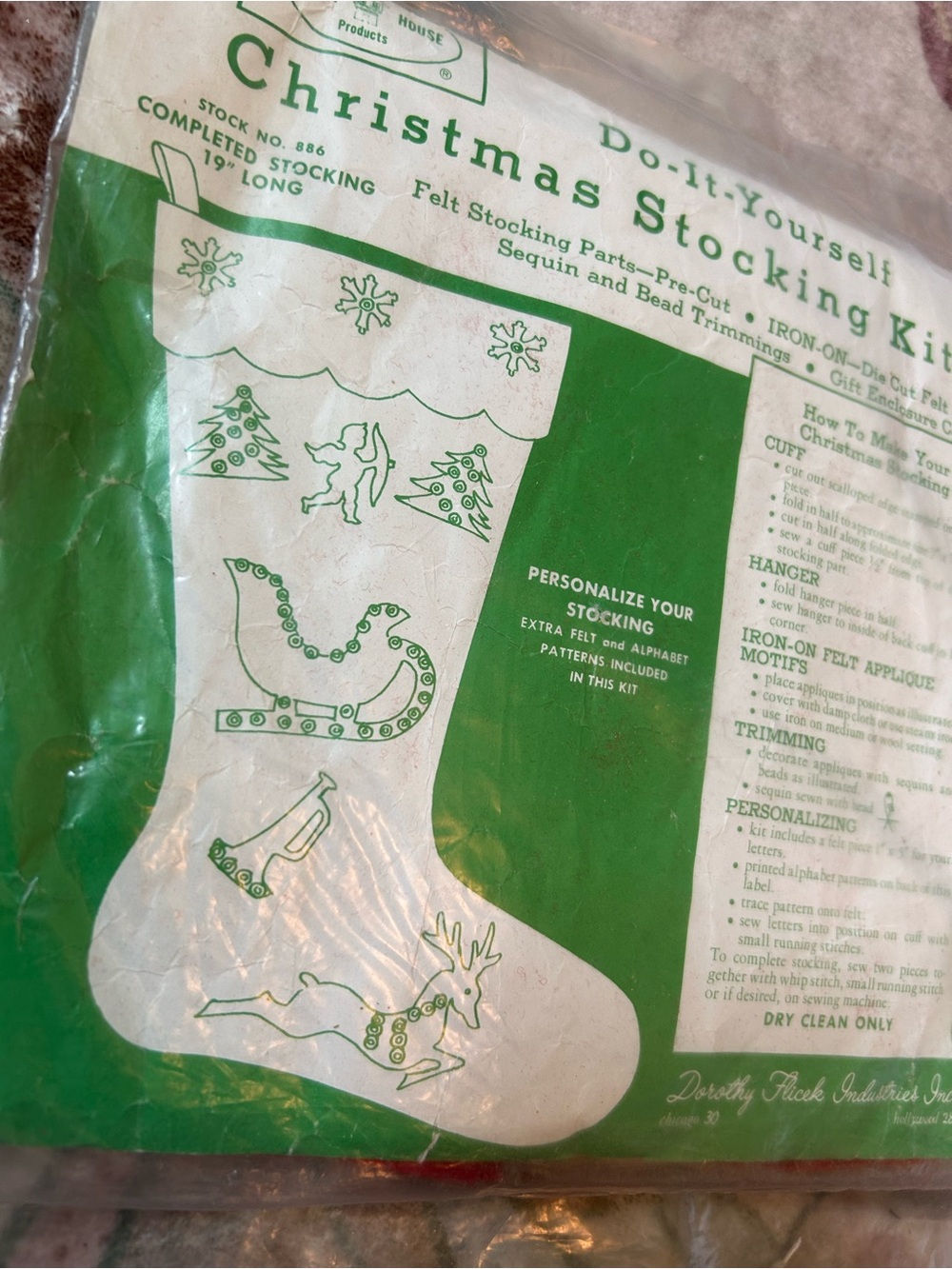 Vintage Christmas Stocking Felt Craft Kit - Picture 2 of 5